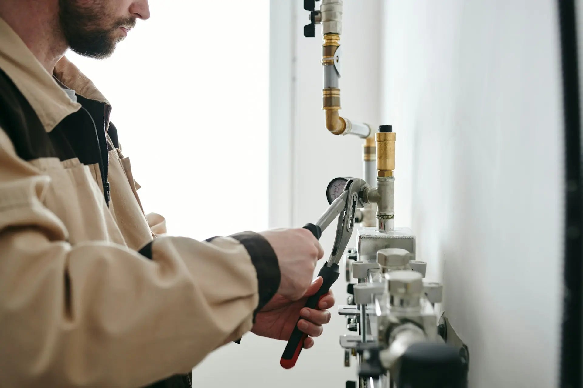 Installation and Maintenance of Salt-Free Water Conditioners